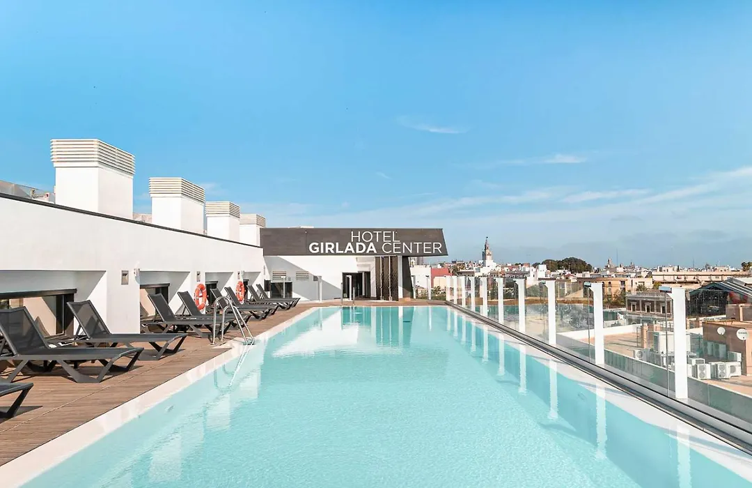 Hotel Giralda Center-1